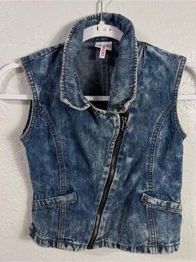 Bongo Distressed Blue Denim Moto Vest Acid Wash Size L 10/12 051632AUG11